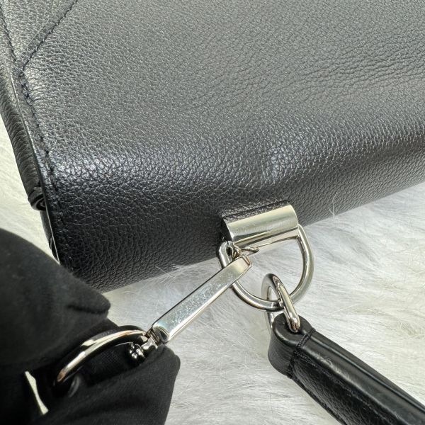 【12期0利率】LV Lockme II 手提/肩背兩用董娘包【95成新】 