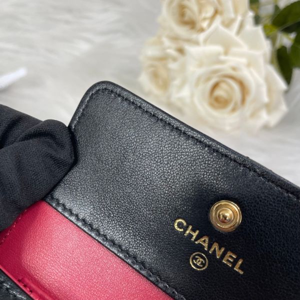 【9.5成新】【12期0利率】Chanel 19羊皮三折短夾 黑/金 