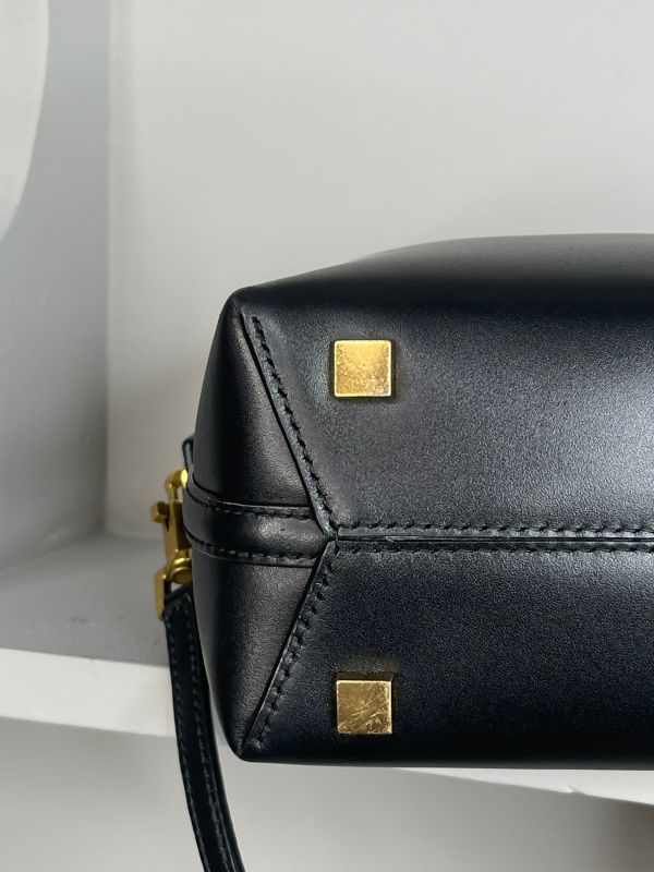 【分期0利率】YSL le 37亮面皮革迷你手袋【95成新】 