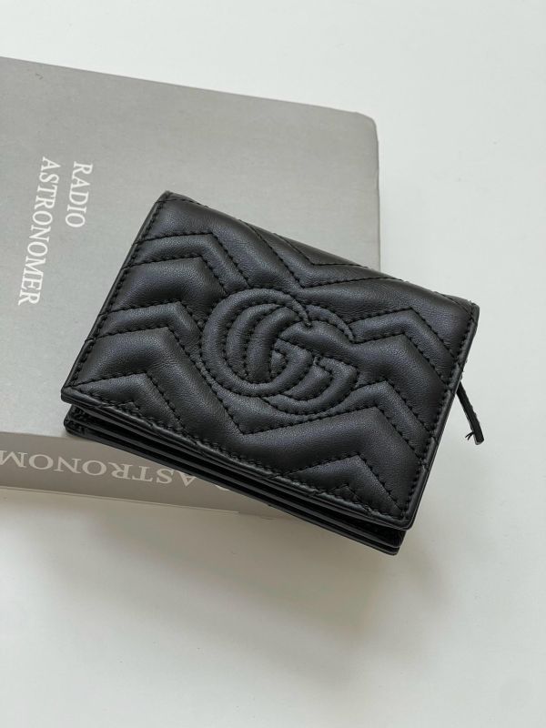 【9成新】GUCCI Marmont 愛心兩摺拉鍊零錢袋短夾 