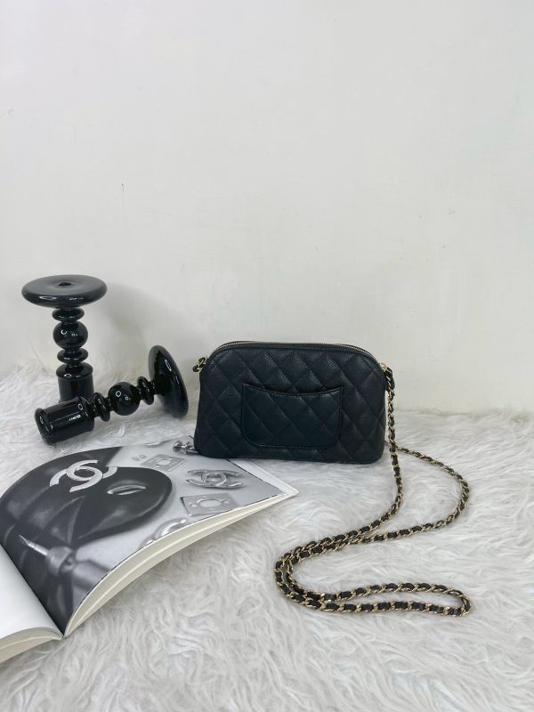 【分期0利率】CHANEL 24A 顆粒牛皮貝殼包【99成新】 