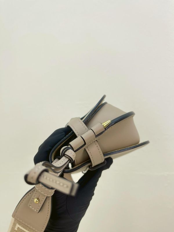 【9成新】LOEWE MINI GATE 雙層包 沙色 
