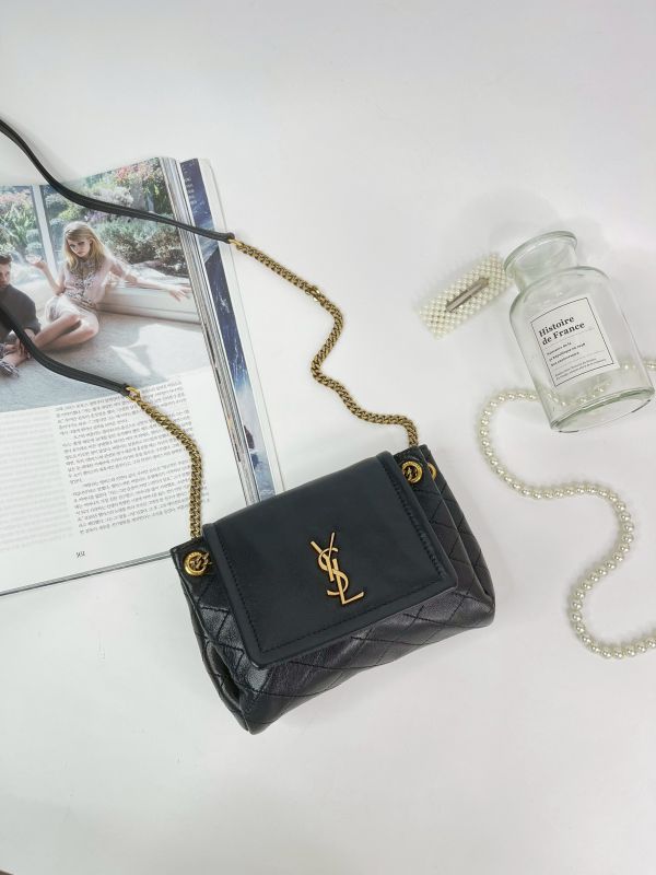 【分期0利率】YSL NOLITA 迷你鍊包【95成新】 