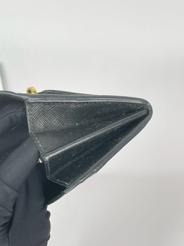 【分期0利率】PRADA 浮雕LOGO 防刮信封長夾【85成新】 