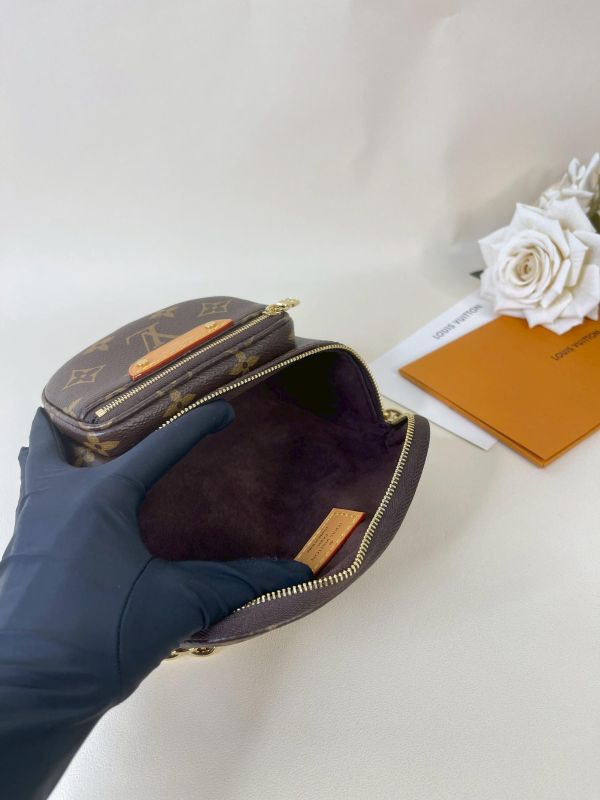 【未使用閒置品】LV Mini Bumbag 