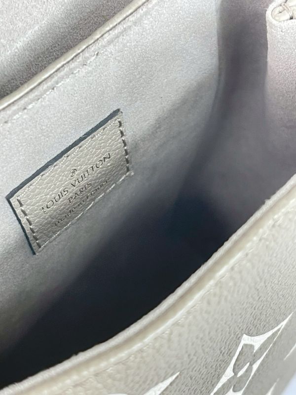 【分期0利率】LV TINY 雙肩包  斑鳩灰【99成新】 