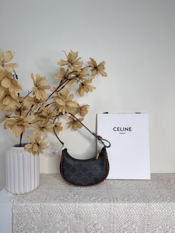 【分期0利率】CELINE MINI AVA【99成新】 