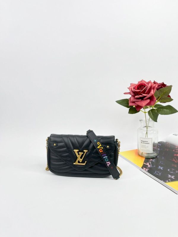 【95成新】LV New Wave WOC 