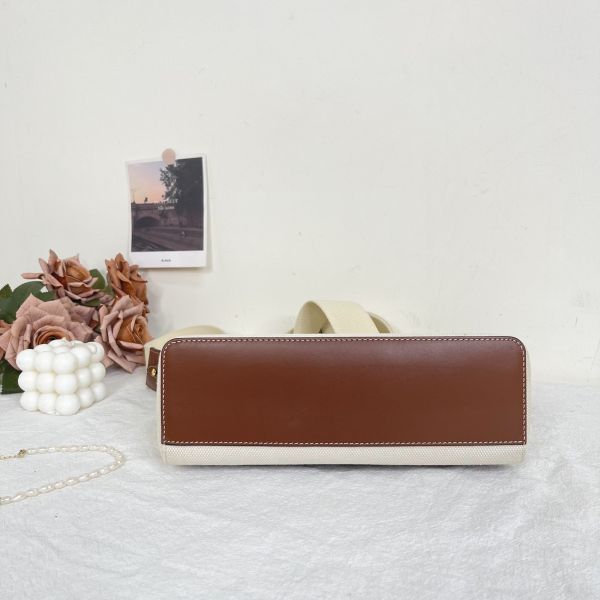 【12期0利率】BURBERRY HORSEFERRY 印花帆布斜背包【95成新】 