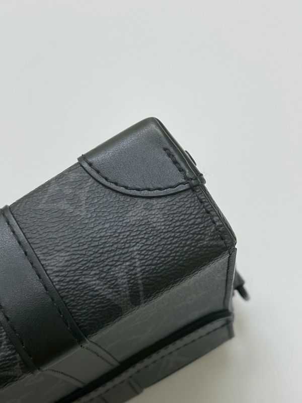 【9成新】LV Trunk 郵差包 