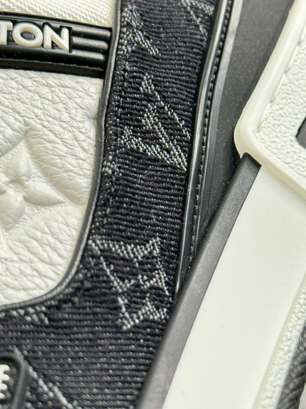 【分期0利率】LV Trainer 運動鞋  女段38號【未使用閒置品】 