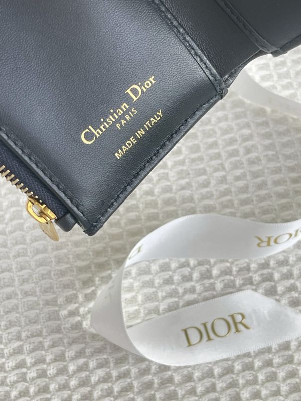 【分期0利率】Dior Saddle Lotus三折短夾【99成新】 