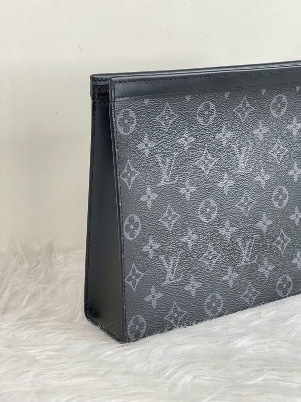 【分期0利率】LV Pochette Voyage MM 老花手拿包【95成新】 