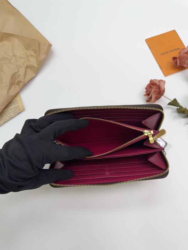 【85成新】LV ZIPPY Monmgram拉鏈長夾 紫紅色 