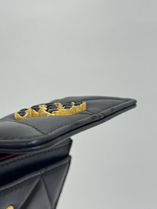 【9成新】CHANEL 19口蓋卡包 