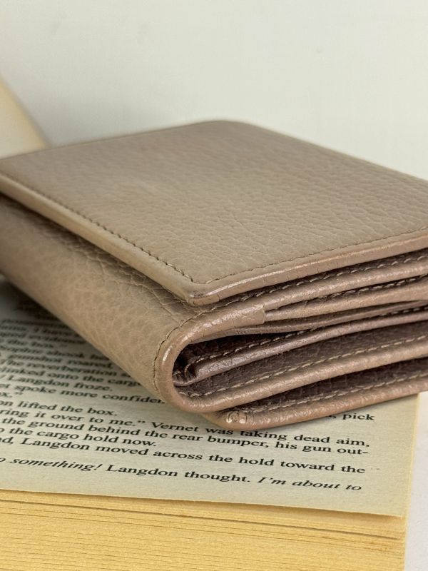 【分期0利率】GUCCI GG MARMONT荔枝皮雙層零錢袋三折短夾【9成新】 