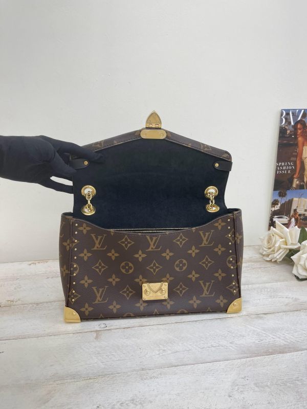 【99成新】LV Trunkie 