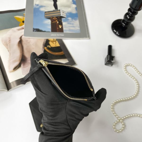 【12期0利率】LV壓紋三摺短夾【全新閒置】 