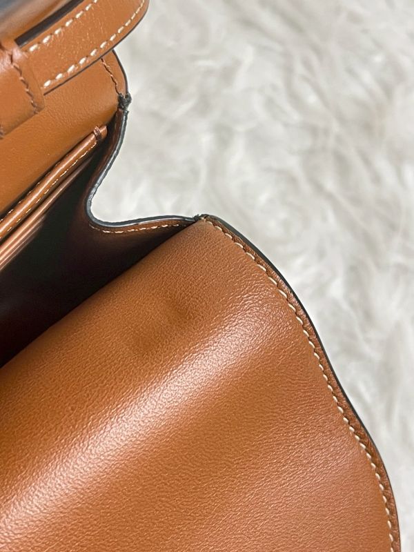 【分期0利率】CELINE TRIOMPHE凱旋門 STRAP WOC【95成新】 