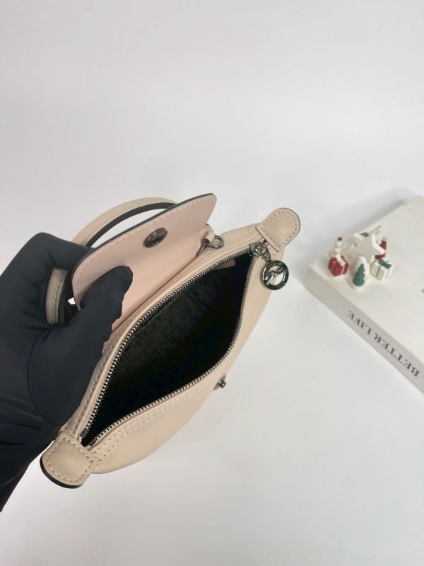 【99成新】LONGCHAMP Le Pliage Xtra 手拿包 XS 