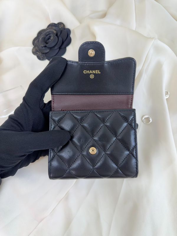 【99成新】CHANEL COCO 背面拉鍊三折短夾 