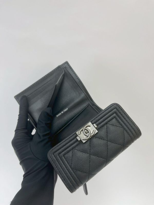 【9成新】CHANEL BOY 背面拉鍊 三折短夾 