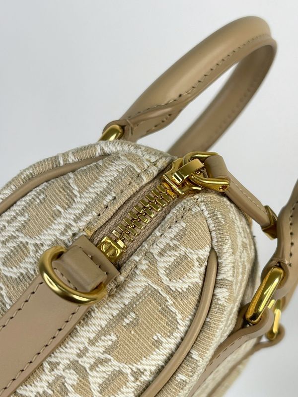 【99成新】DIOR Groove 17 