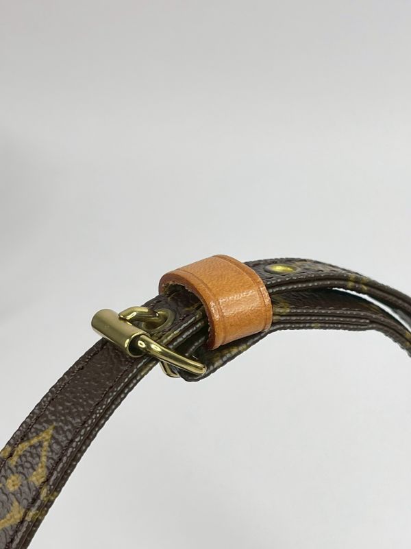 【分期0利率】LV Pochette Marly 橫版手機包【9成新】 