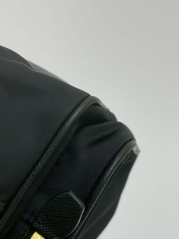 【95成新】PRADA 尼龍迷你相機包 
