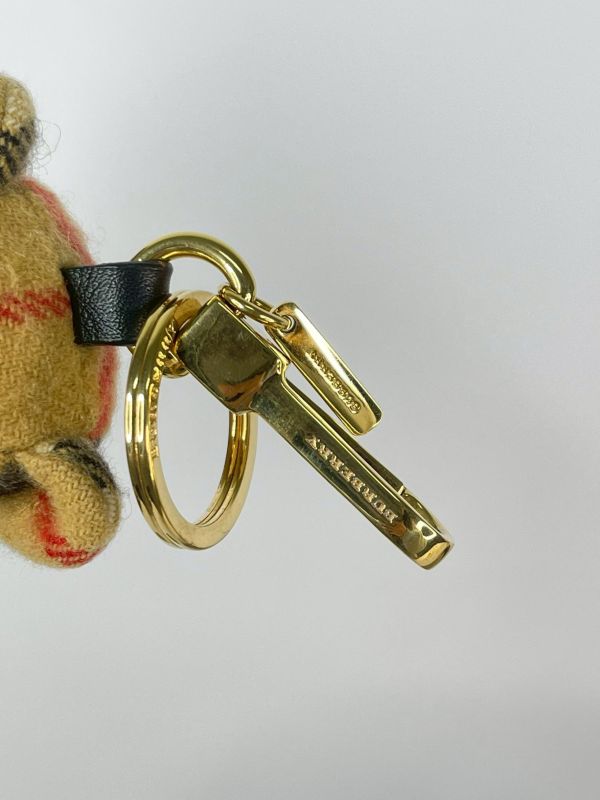 【85成新】BURBERRY 後背泰迪熊吊飾 