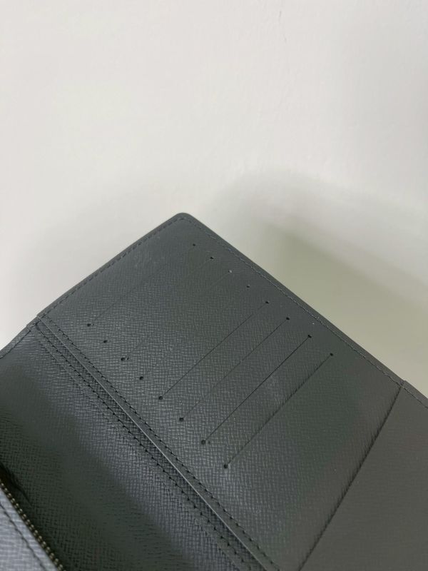 【未使用閒置品】LV Brazza 錢包 