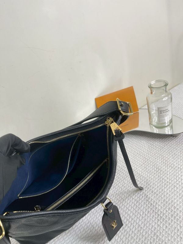 【分期0利率】LV CarryAll PM 【95成新】 