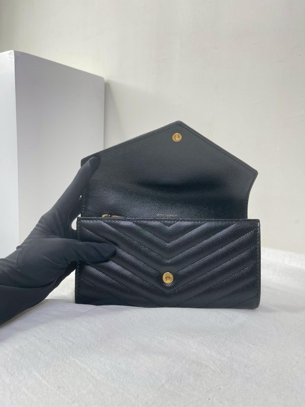 【95成新】YSL MONOGRAM 魚子醬信封長夾 