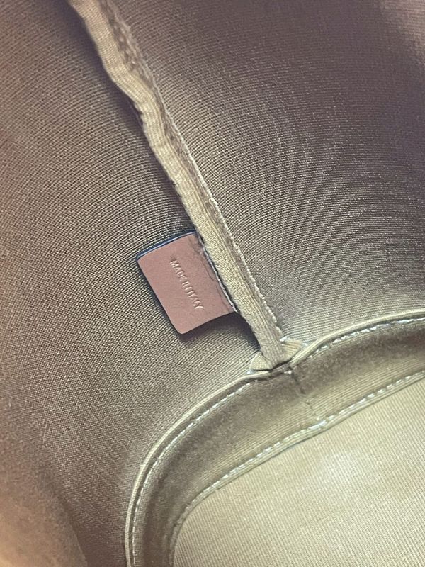 【分期0利率】CELINE TRIOMPHE老花小號水桶包【9成新】 