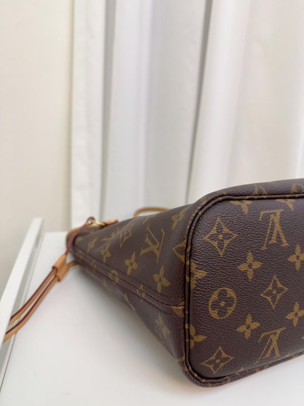 【9成新】LV Neverfull PM 