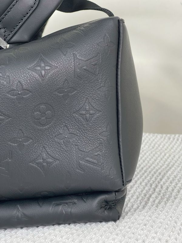 【分期0利率】LV Discovery 背包【未使用閒置品】 