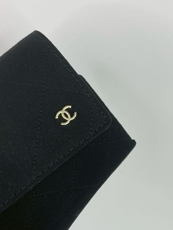 【未使用閒置品】白色LOGO方形墨鏡 