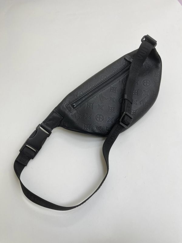 【95成新】LV Discovery PM 腰包 