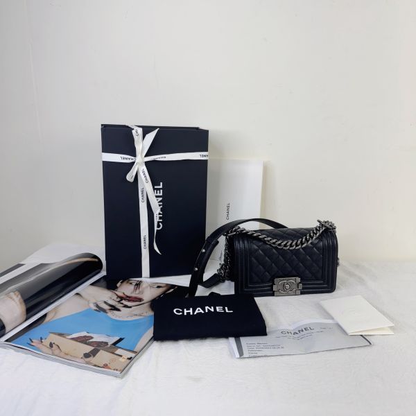 【12期0利率】CHANEL LE BOY 小型口蓋包【22年6月越南購證】【99成新】 