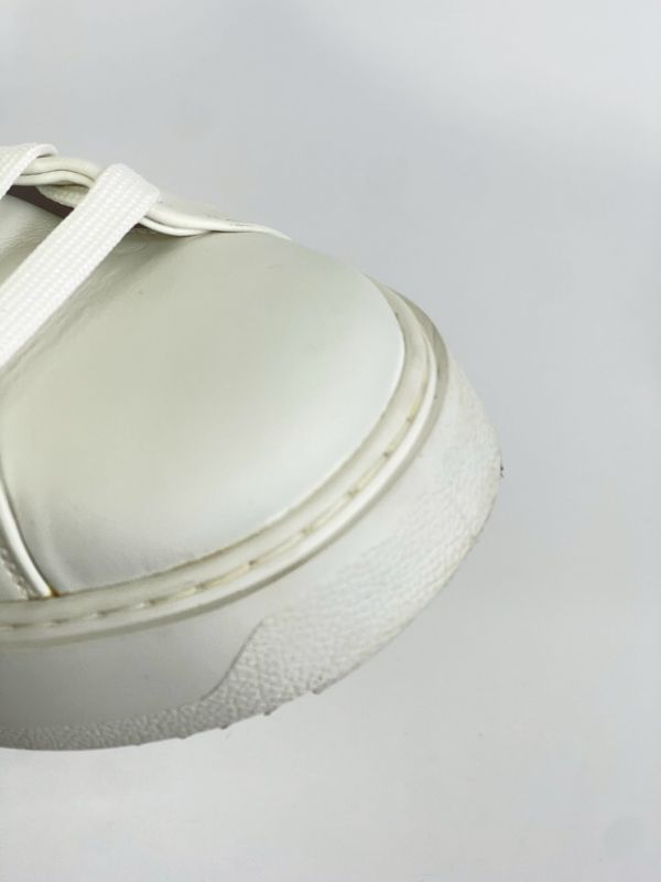 【9成新】LV TIME OUT 運動鞋  42號 