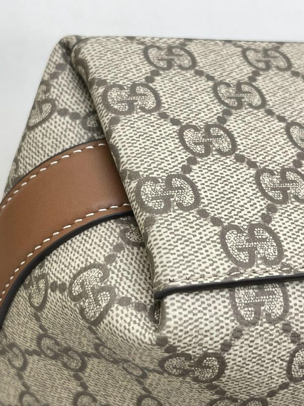 【全新品】GUCCI GG Emblem系列 中號肩背包 