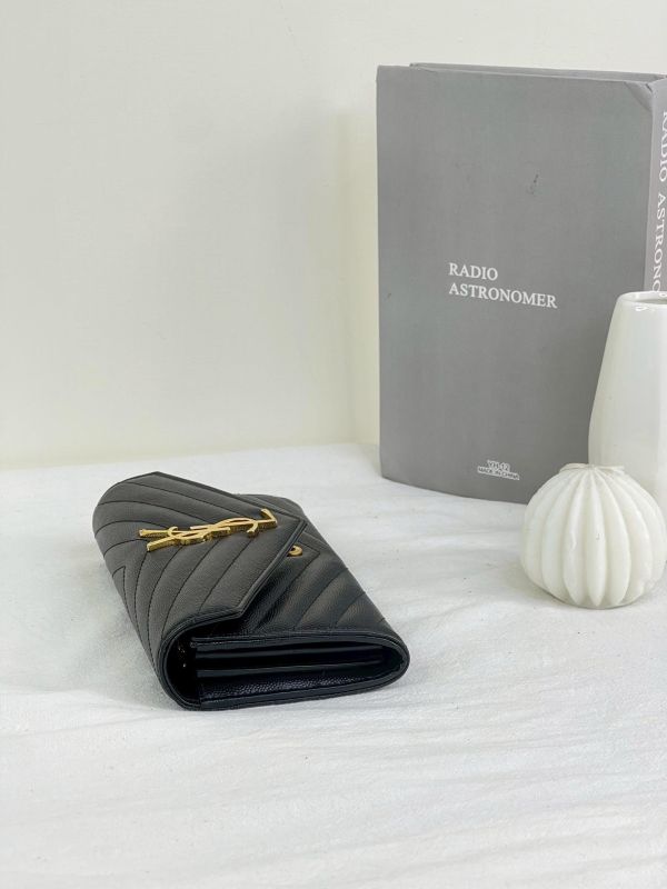 【9成新】YSL MONOGRAM 魚子醬信封長夾 