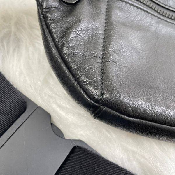 【12期0利率】BURBERRY 皮革字母壓印腰包【95成新】 