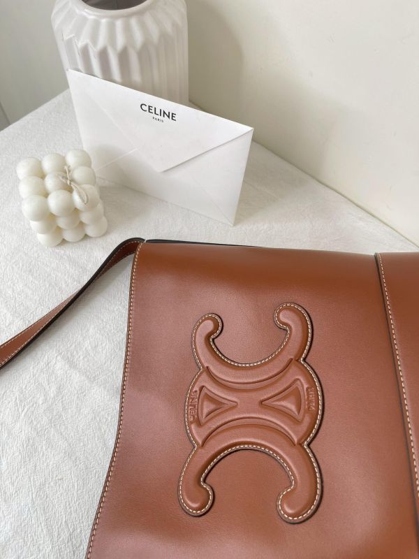 【95成新】CELINE CUIR TRIOMPHE小號水桶包 