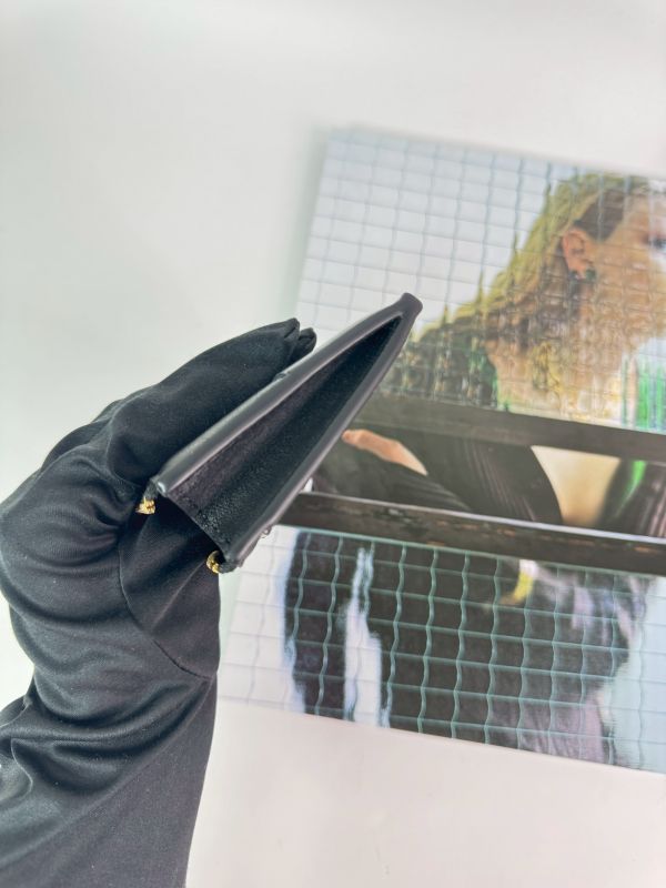 【分期0利率】BV 2X3 小羊皮拉鍊零錢卡包【95成新】