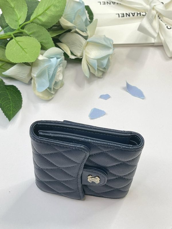 【未使用閒置品】CHANEL COCO 背面拉鍊三折短夾 