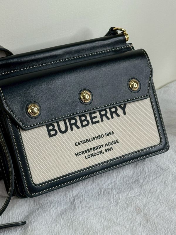 【分期0利率】BURBERRY MINI HORSEFERRY斜背包【99成新】 