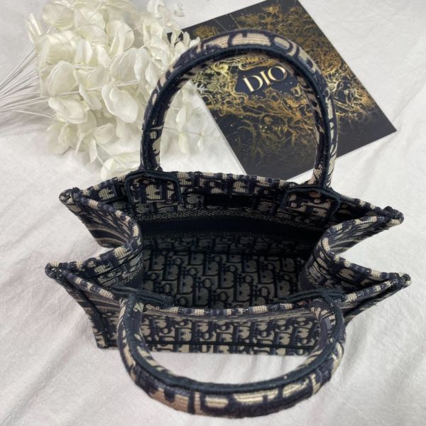 【12期0利率】Dior Book Tote 小碼【95成新】 