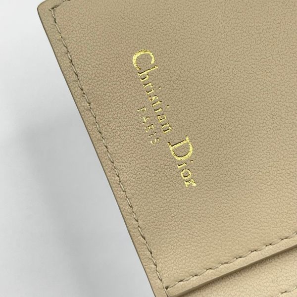 【12 期 0 利率】DIOR CARO DAHLIA銀包【24年7月台灣購證】【99成】 