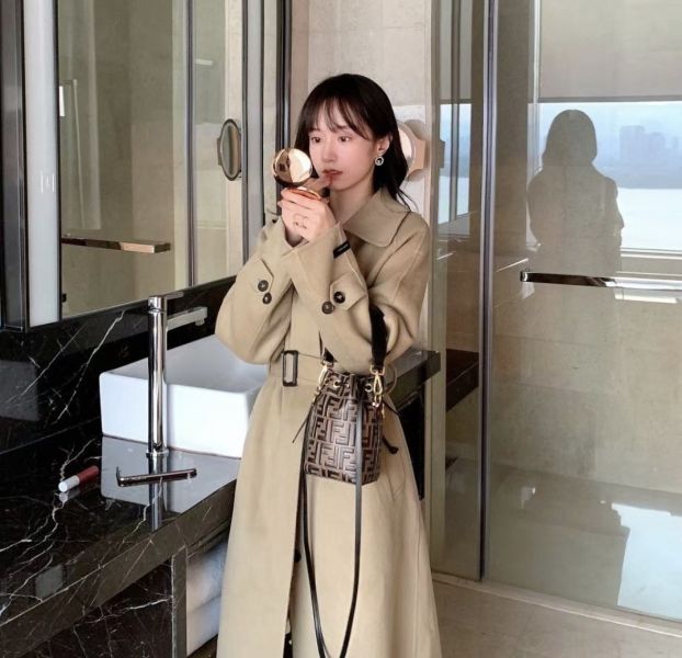 【12期0利率】FENDI Mon Tresor迷你水桶包【95成新】 